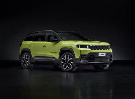 Illustrazione della diversità dei modelli Jeep classici