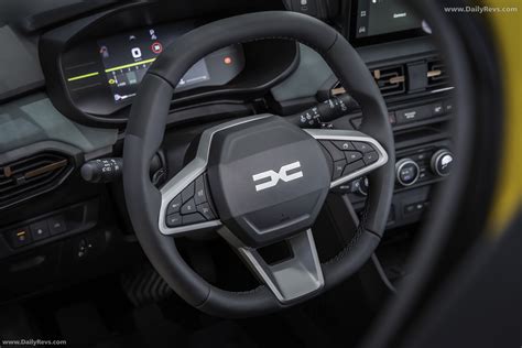 Interno Dacia Sandero Stepway con display multimediale