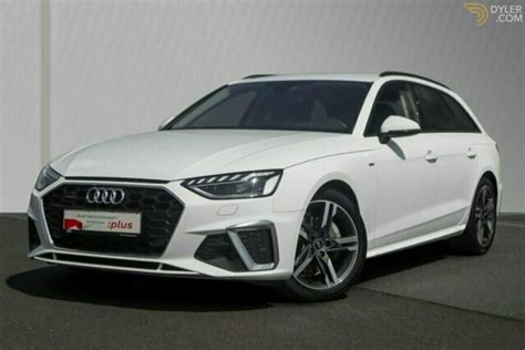 Audi A4 Avant S Line Edition bianca
