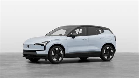 Volvo EX30 in primo piano