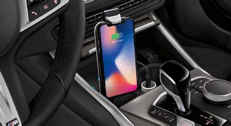 Stazione di ricarica wireless BMW in auto