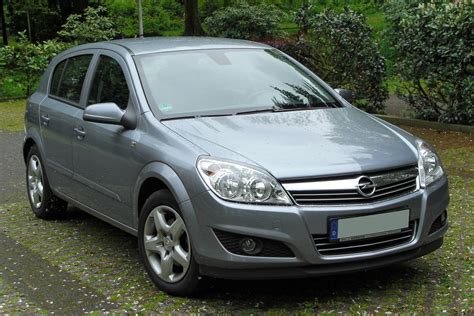Panoramica delle diverse carrozzerie Opel Astra H
