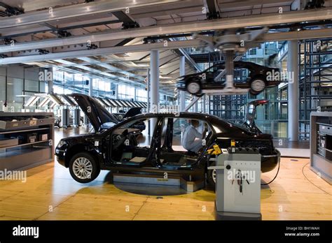 Impianto di produzione automobili