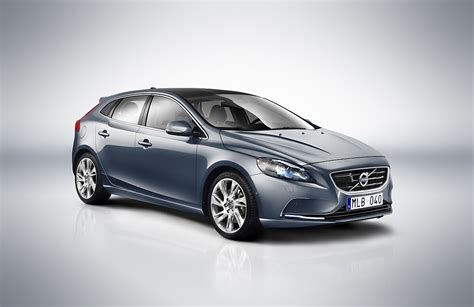 Volvo V40 frontale in movimento