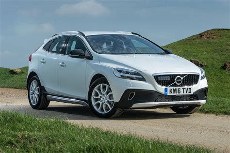 Volvo V40 in versione Cross Country
