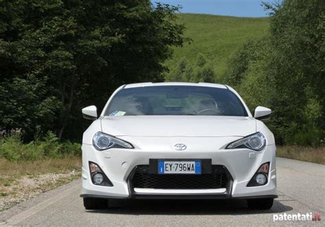 Toyota GT86 su strada