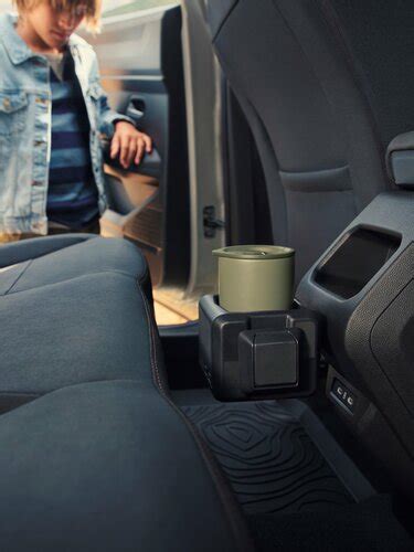 Accessorio YouClip nell'abitacolo della Dacia Sandero