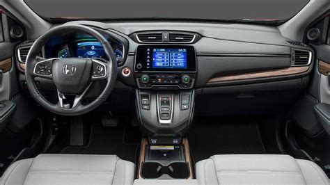 Interni Honda CR-V con plancia riprogettata