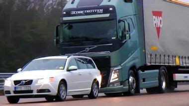 Volvo frenata automatica in azione