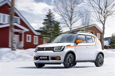 Suzuki Ignis in un contesto extra-urbano