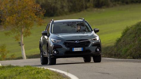 Subaru Crosstrek su strada sterrata