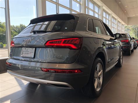 Audi Q5 Grigio Monsone Metallizzato