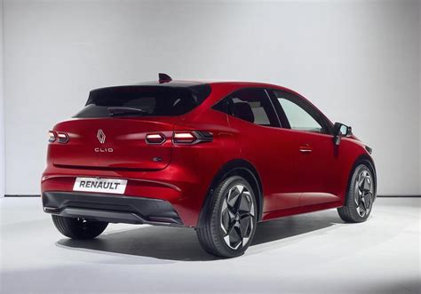 Renault Nuova Clio profilo laterale
