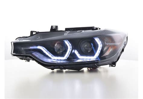 Dettaglio fari a LED BMW Serie 3 Touring