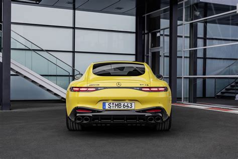 Mercedes-AMG GT 43 sistemi di sicurezza
