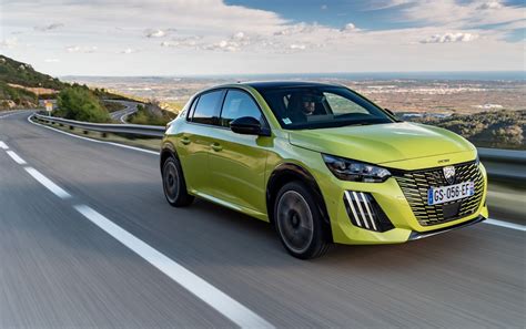 Motori disponibili per Peugeot 208 e Renault Clio