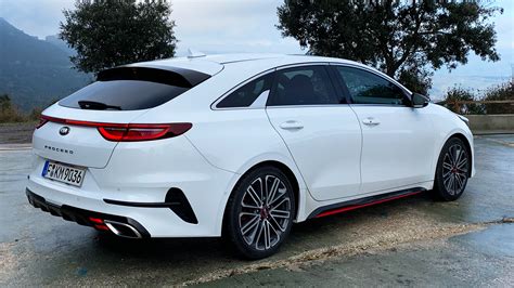 Kia ProCeed GT Line esterna