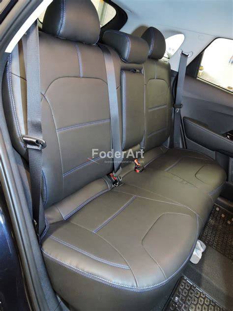 Interno auto Kia Ceed con coprisedili su misura