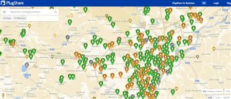 Mappa dell'Italia con i punti di ricarica per veicoli elettrici