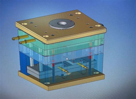 Progettazione CAD di uno stampo automobilistico