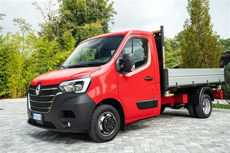 Renault Master cassone ribaltabile