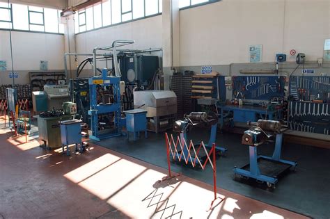 Vecchia officina meccanica a Campedello