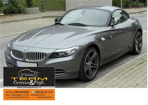 Dettaglio sospensioni anteriori e posteriori BMW Z4