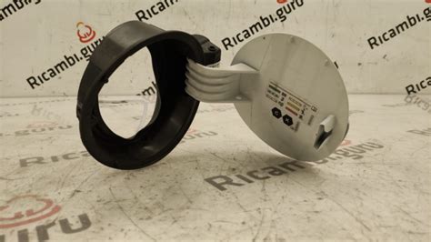 Volkswagen Up con sportello del carburante