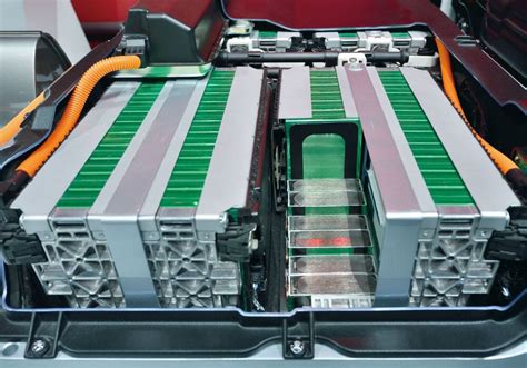 batteria auto elettrica