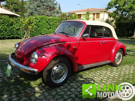 Volkswagen Maggiolone 1303 con parabrezza panoramico