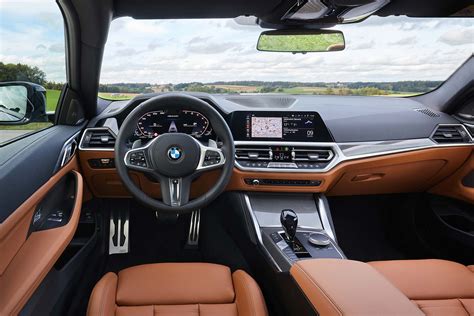 Interni BMW Serie 4 Coupé con schermo navigatore