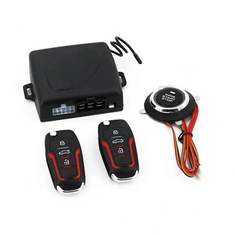 Componenti di un sistema audio avanzato per auto, con indicazione di amplificatori e DSP