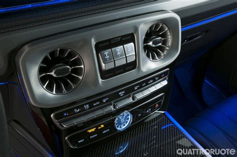 Interni lussuosi della Mercedes-AMG G 63