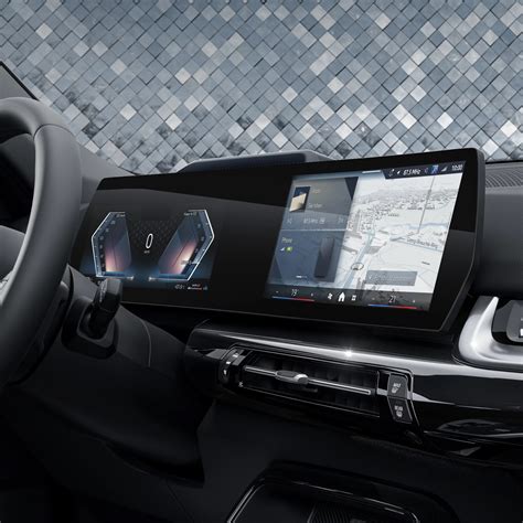Abitacolo BMW X1 con Curved Display