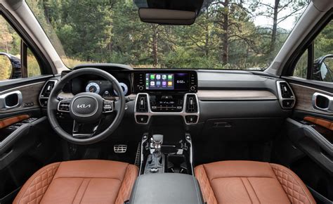 Interni Kia Sorento con sedili