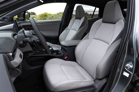 Interni della Toyota C-HR+