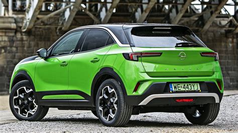 Opel Mokka posteriore con nome del modello