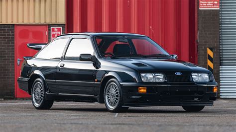 Ford Sierra RS Cosworth tre porte