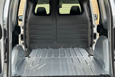 Esempio di allestimento interno per Renault Kangoo Van