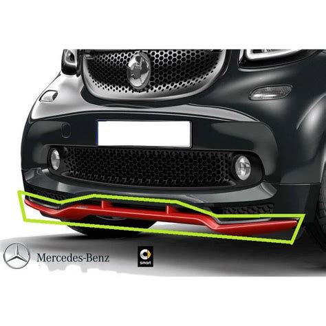 Dettaglio del paraurti anteriore del kit Brabus Widestar