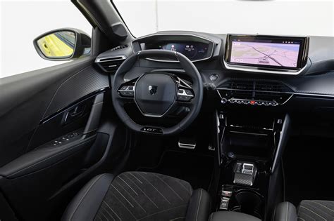 Interni Peugeot 208 Allure i-Cockpit digitale