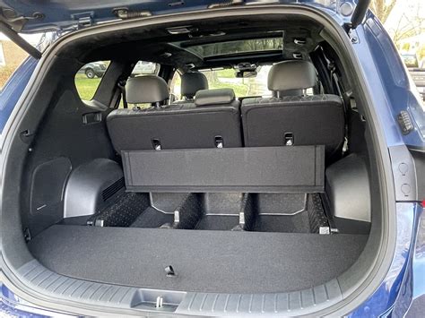 Hyundai Santa Fe luggage capacity diagram