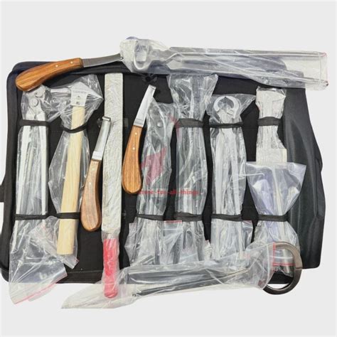 Kit di attrezzi specifici per carrozzeria