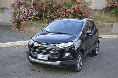 Ford EcoSport su strada
