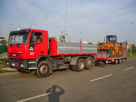 Autocarri e rimorchi in trasporto internazionale