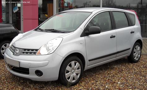 Interni spaziosi Nissan Note E11