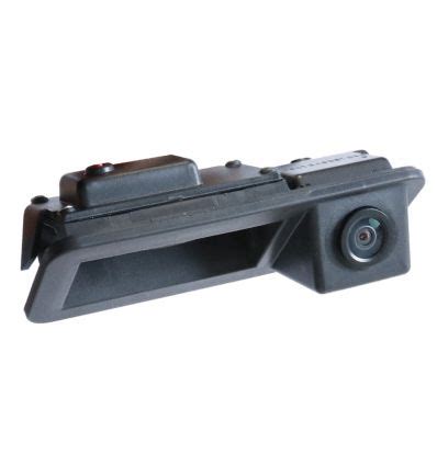 Retrocamera integrata nella maniglia del portellone Tiguan