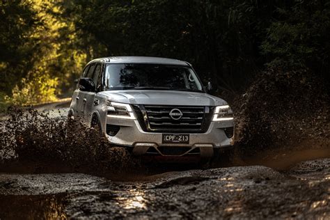 Nissan Patrol 2024 interni e infotainment
