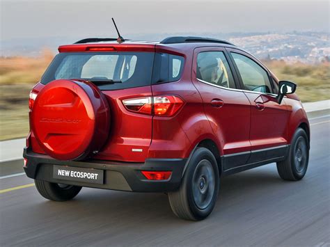 Ford EcoSport parcheggio
