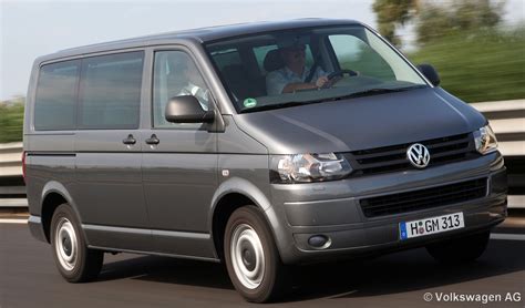 Volkswagen Caravelle vista frontale